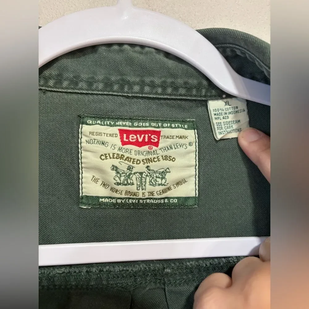 Vintage 90s Levi's Men's Green Button Up 💯 cotton - Picture 5 of 7